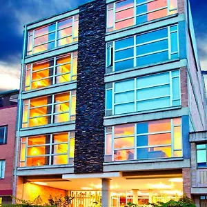5 Elementos Apartasuites 3*, Bogotá Colombia