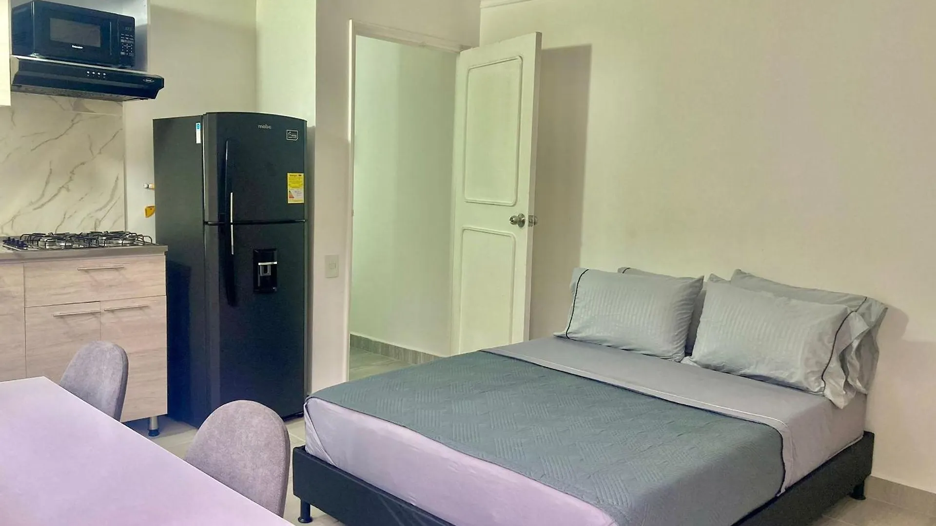 Apartahotel Poblado-Aguacatala Medellín Apartamento