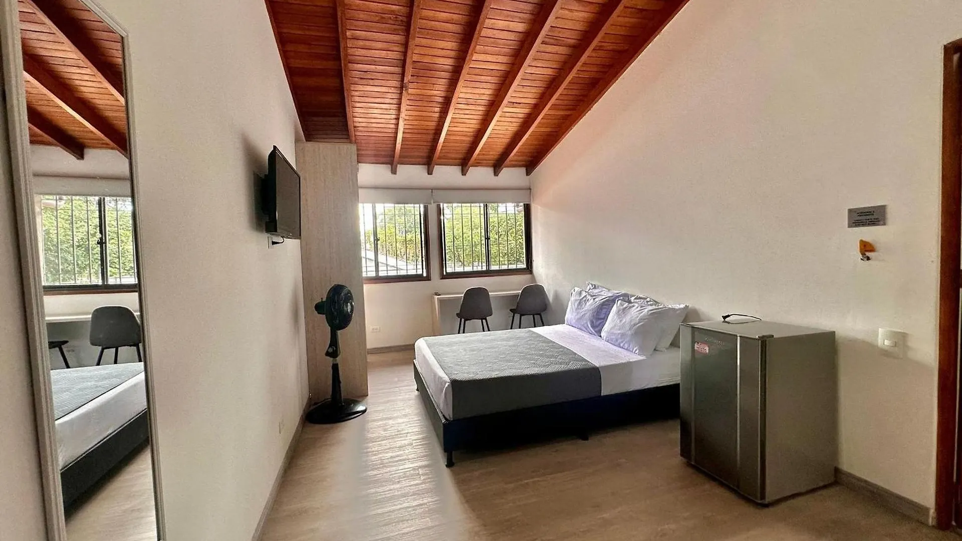 Apartahotel Poblado-Aguacatala Medellín Colombia